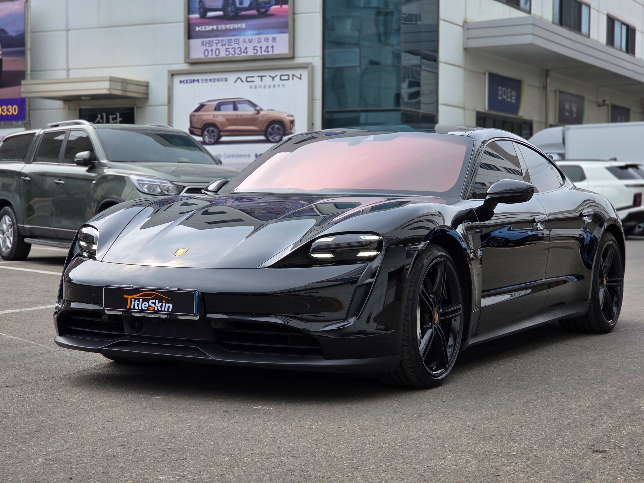 Porsche vehicle